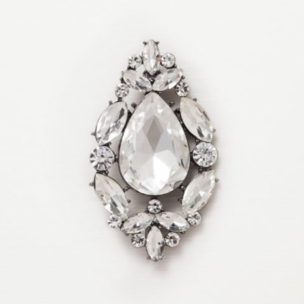 Zara - diamond brooch pin